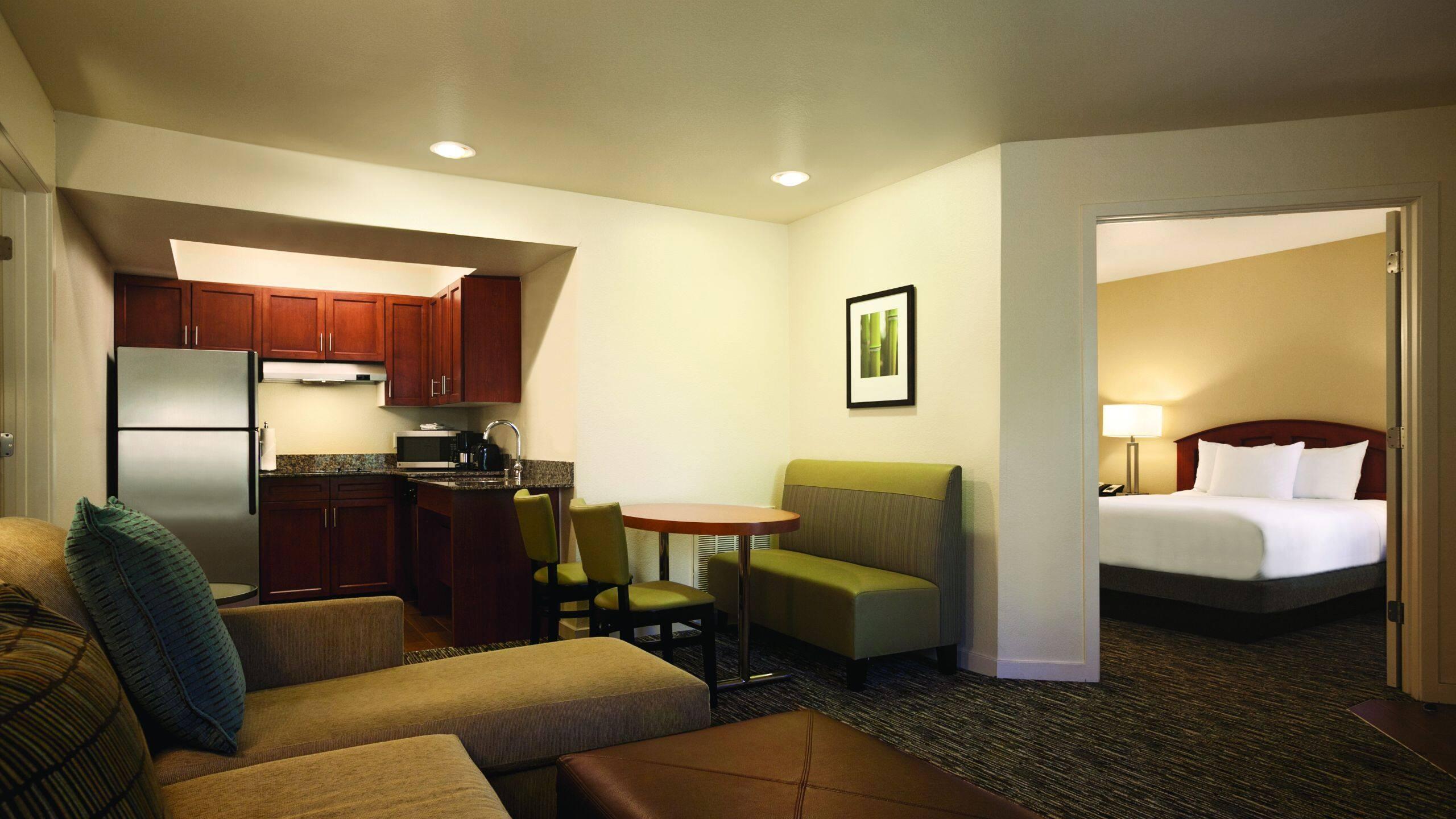 Hyatt House Pleasanton Hotel Exterior photo